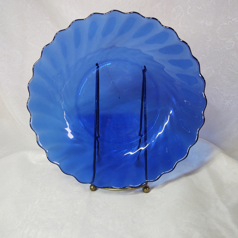 Arcoroc Cobalt Blue Glass Salad Bowl Swirl